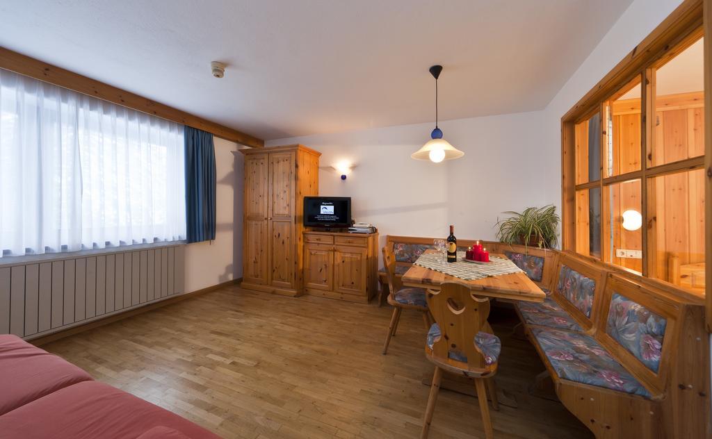 Residence Vallon Corvara In Badia Bagian luar foto