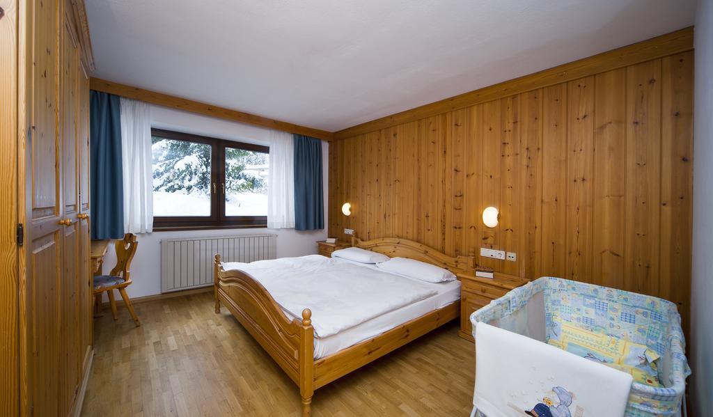 Residence Vallon Corvara In Badia Bagian luar foto