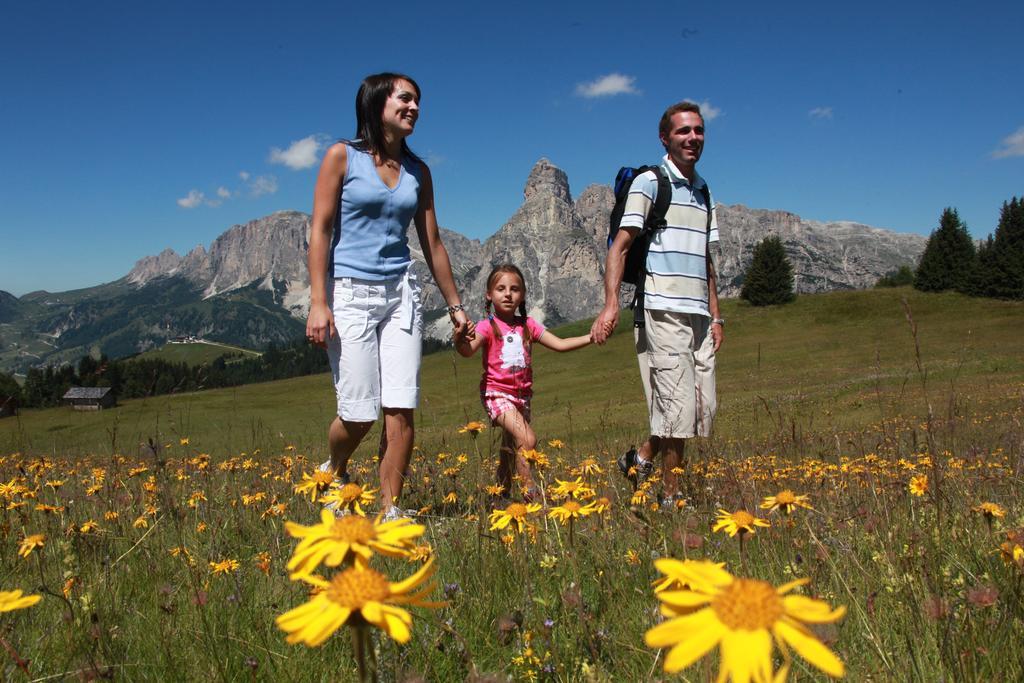 Residence Vallon Corvara In Badia Bagian luar foto