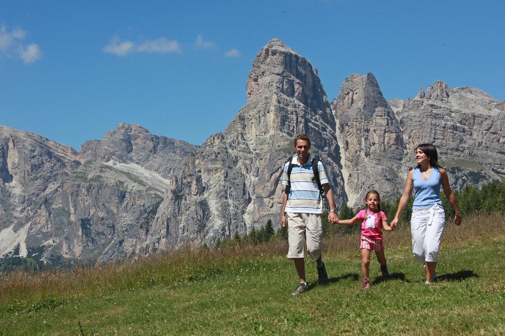 Residence Vallon Corvara In Badia Bagian luar foto