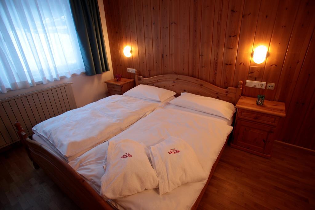 Residence Vallon Corvara In Badia Bagian luar foto